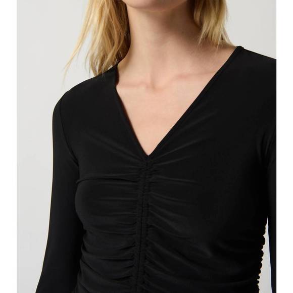 NEW JOSEPH RIBKOFF silky knit fitted long sleeve top in black - Picture 2 of 3